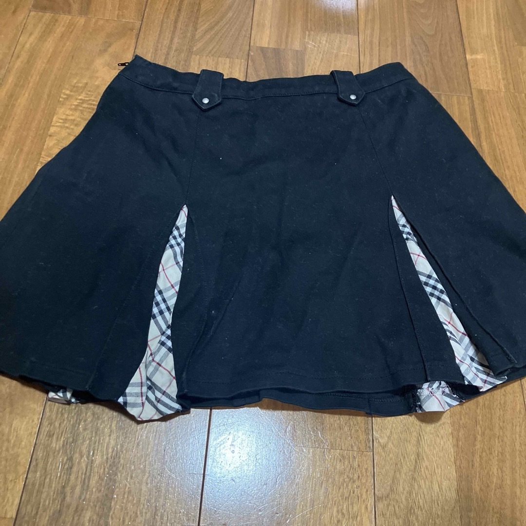 BURBERRY(バーバリー)のバーバリースカート160cm キッズ/ベビー/マタニティのキッズ服女の子用(90cm~)(スカート)の商品写真