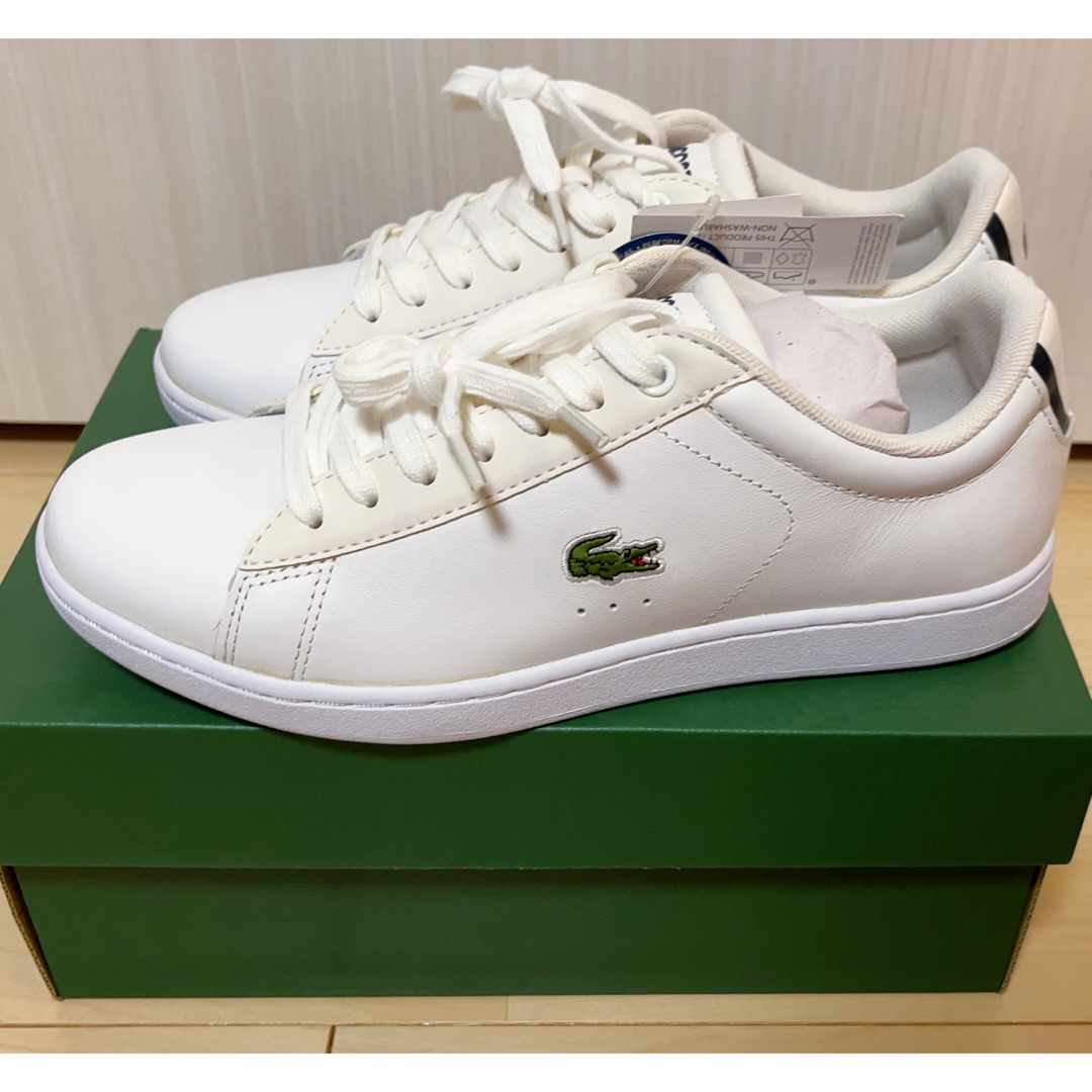 LACOSTE(ラコステ)の【新品未使用】　ラコステ　スニーカー メンズの靴/シューズ(スニーカー)の商品写真