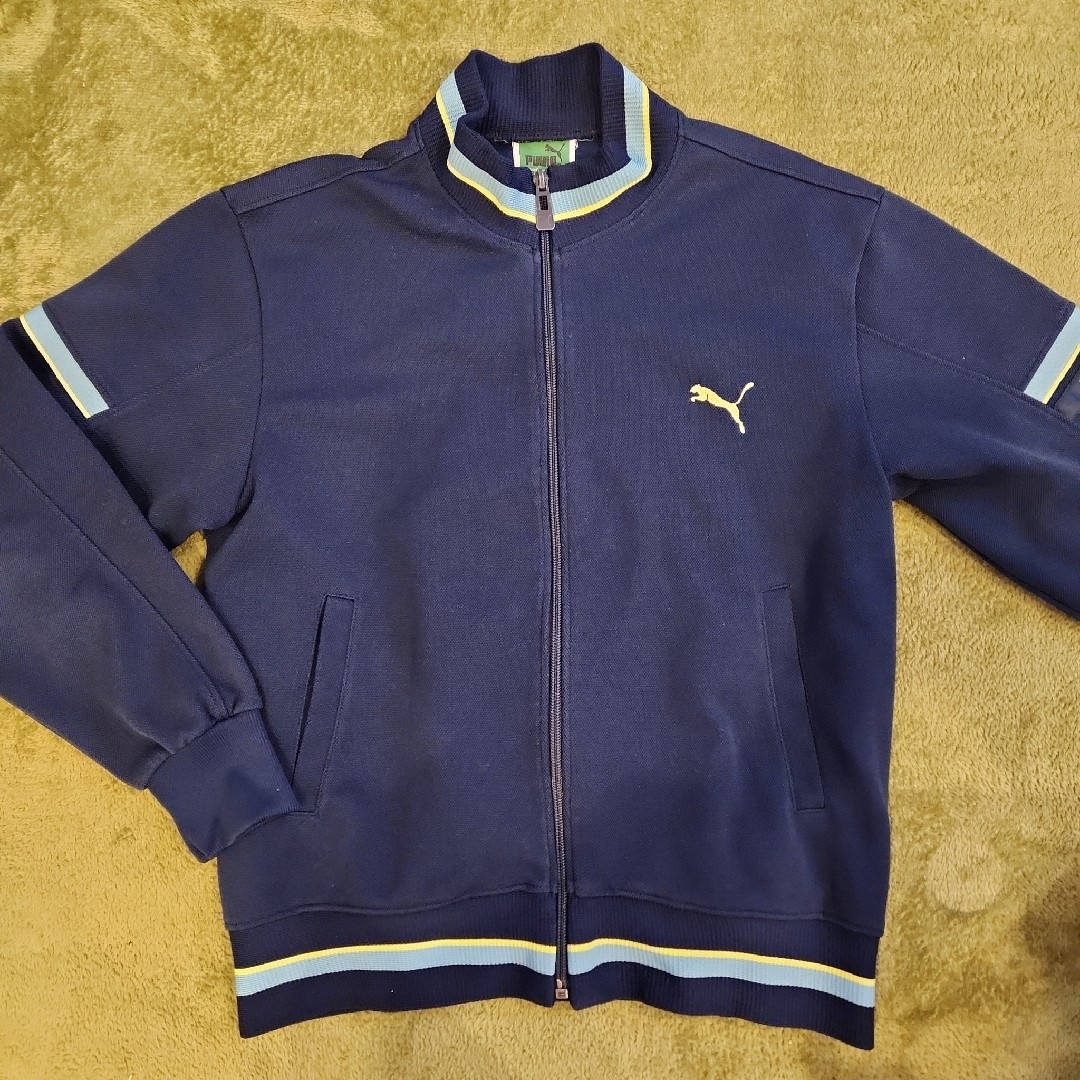 キッズジャージ　PUMA キッズ/ベビー/マタニティのキッズ服男の子用(90cm~)(ジャケット/上着)の商品写真