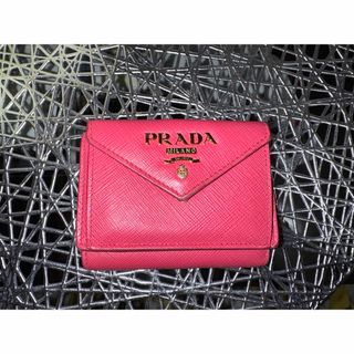 プラダ(PRADA)のPRADA 財布(折り財布)