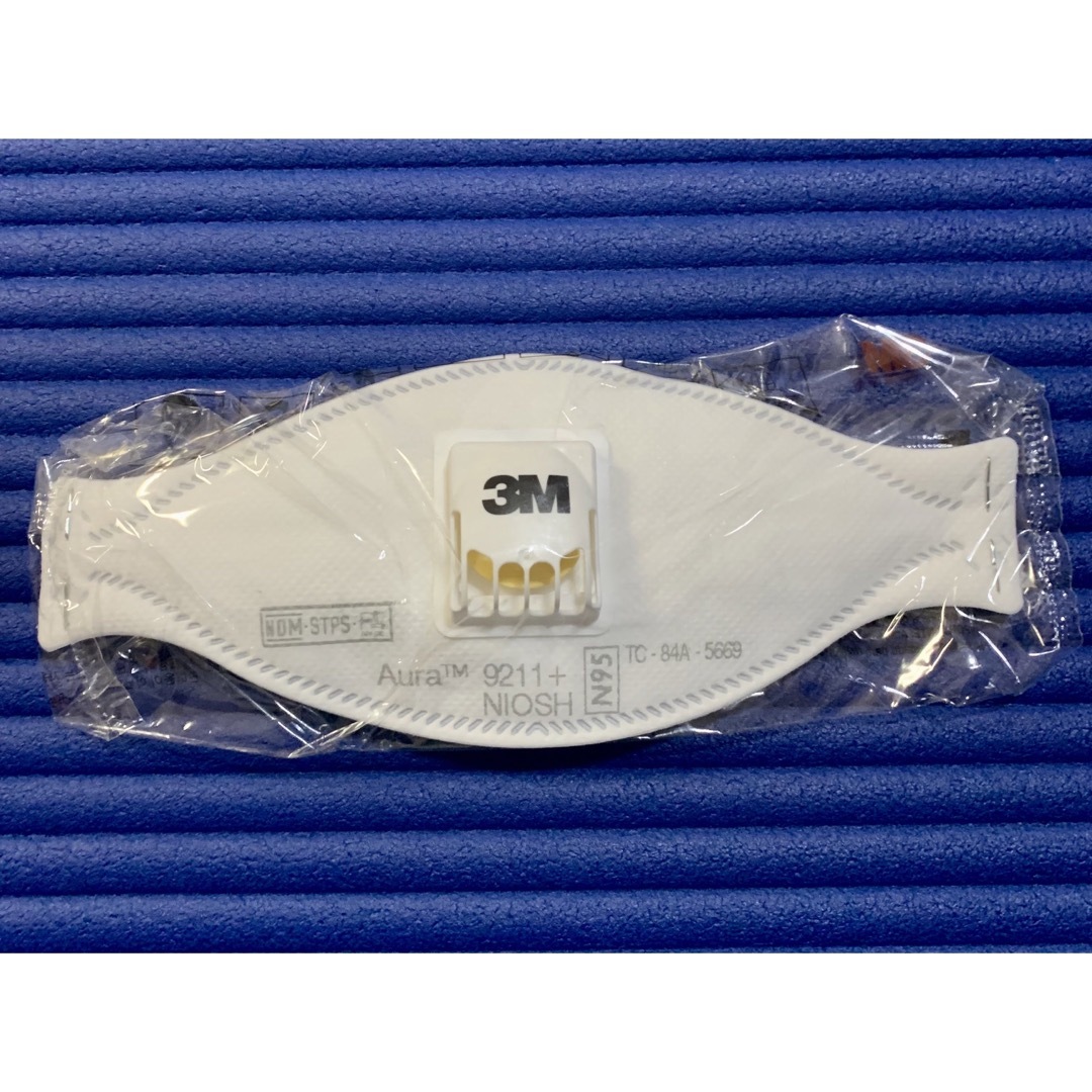 3M マスク 9211+ Aura NIOSH N95 排気弁付き 10枚セット インテリア/住まい/日用品の日用品/生活雑貨/旅行(日用品/生活雑貨)の商品写真