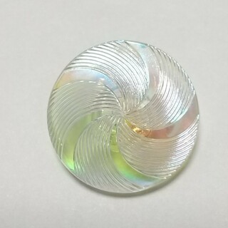 チェコガラスボタン  虹色透明(各種パーツ)