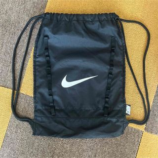 ナイキ(NIKE)のNIKE ナイキ　 巾着　 リュック ブラック　黒  (バッグパック/リュック)