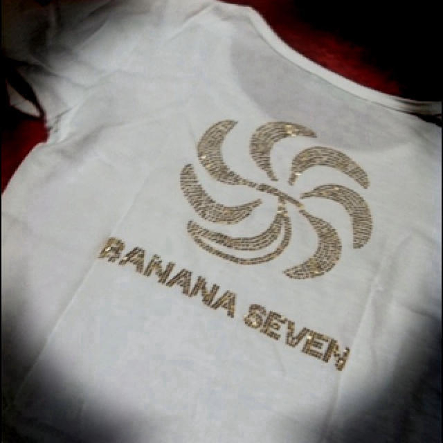BEACH SOUND(ビーチサウンド)のバナナセブンTシャツ♡あやちゃん様~15 レディースのトップス(Tシャツ(半袖/袖なし))の商品写真