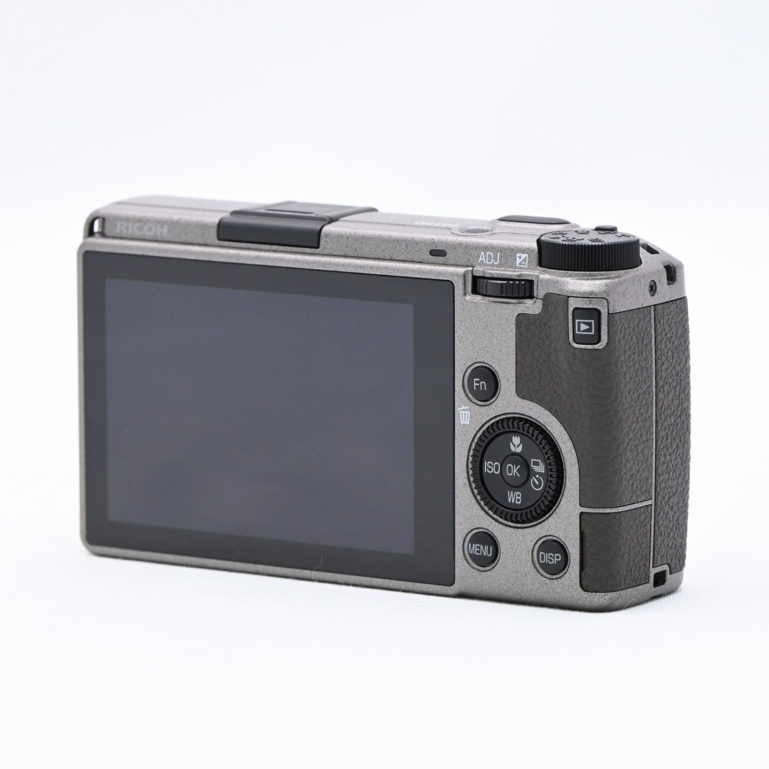 RICOH(リコー)のRICOH GR III Diary Edition スマホ/家電/カメラのカメラ(コンパクトデジタルカメラ)の商品写真