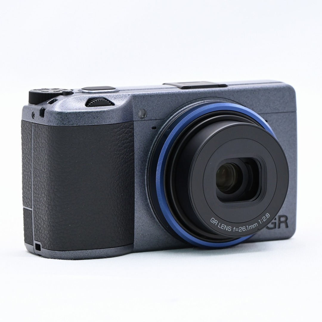 RICOH(リコー)のRICOH GR IIIx Urban Edition スマホ/家電/カメラのカメラ(コンパクトデジタルカメラ)の商品写真