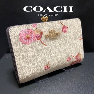 コーチ(COACH)のギフト⭕️ コーチ 人気のフローラル　二つ折り財布　おしゃれキスロック(財布)