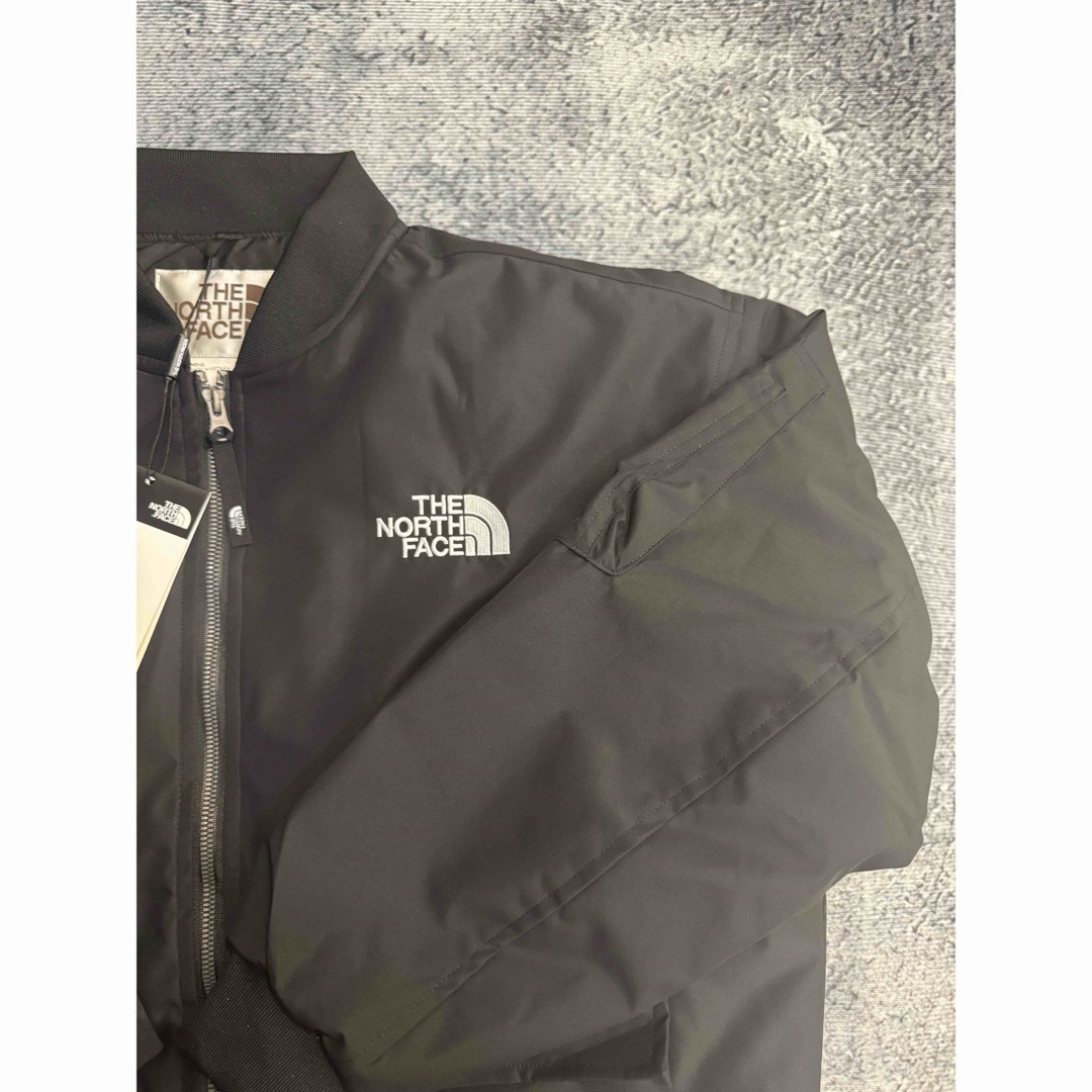 THE NORTH FACE(ザノースフェイス)の新品タグ付き-ノースフェイス ボンバージャケット ナイロンジャケット　ブルゾン メンズのジャケット/アウター(ブルゾン)の商品写真