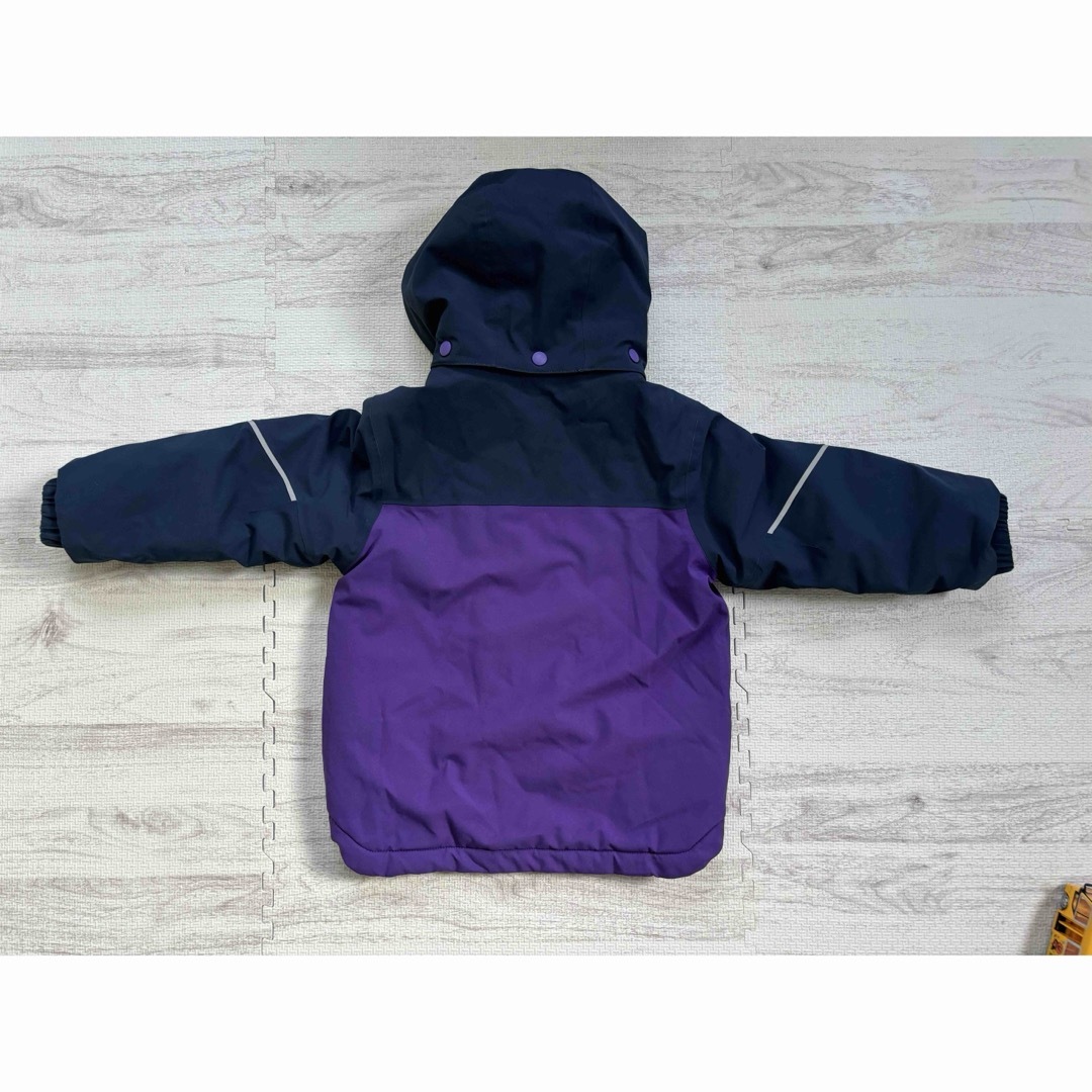 patagonia(パタゴニア)のパタゴニアキッズ　スノーパイルジャケット キッズ/ベビー/マタニティのキッズ服男の子用(90cm~)(コート)の商品写真