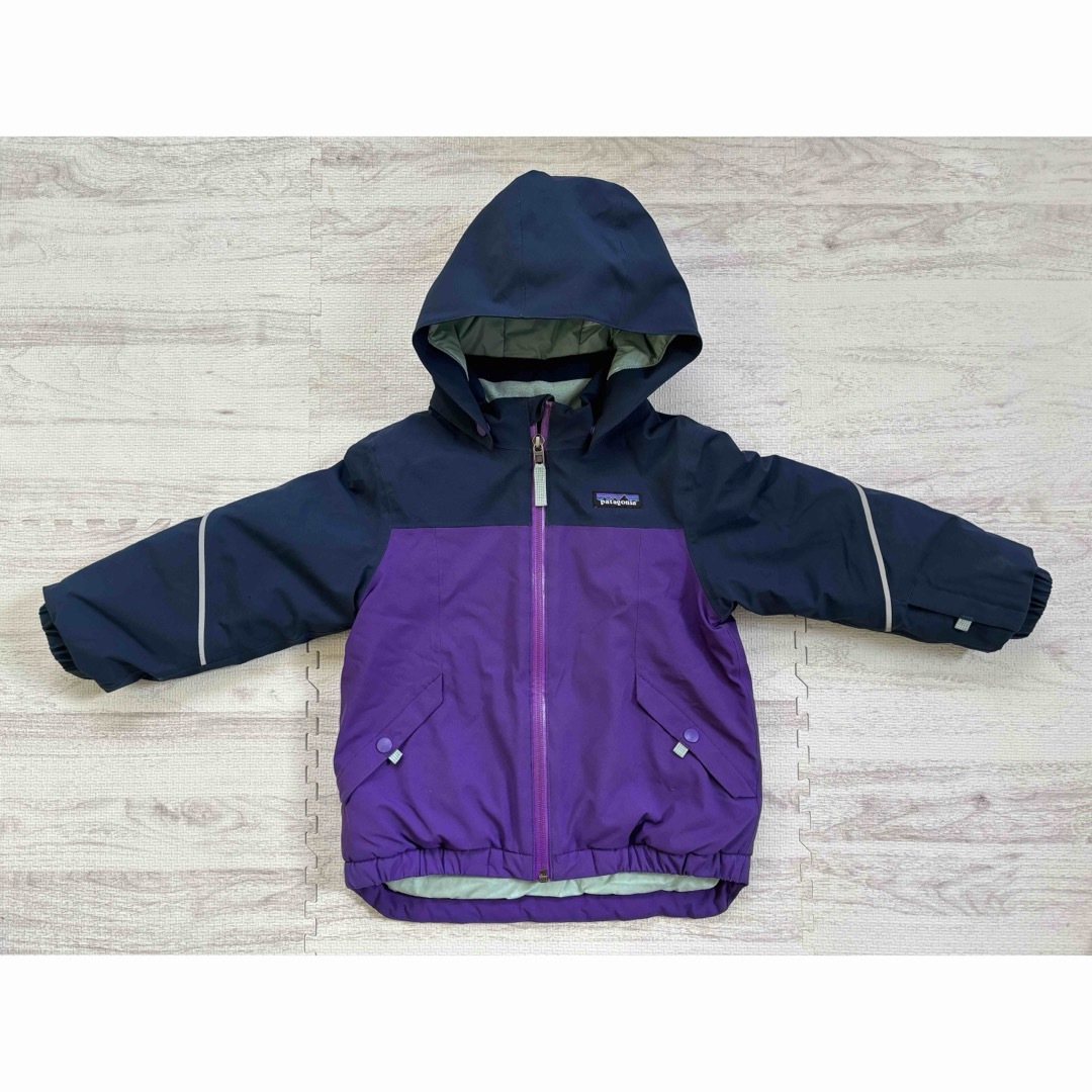 patagonia(パタゴニア)のパタゴニアキッズ　スノーパイルジャケット キッズ/ベビー/マタニティのキッズ服男の子用(90cm~)(コート)の商品写真