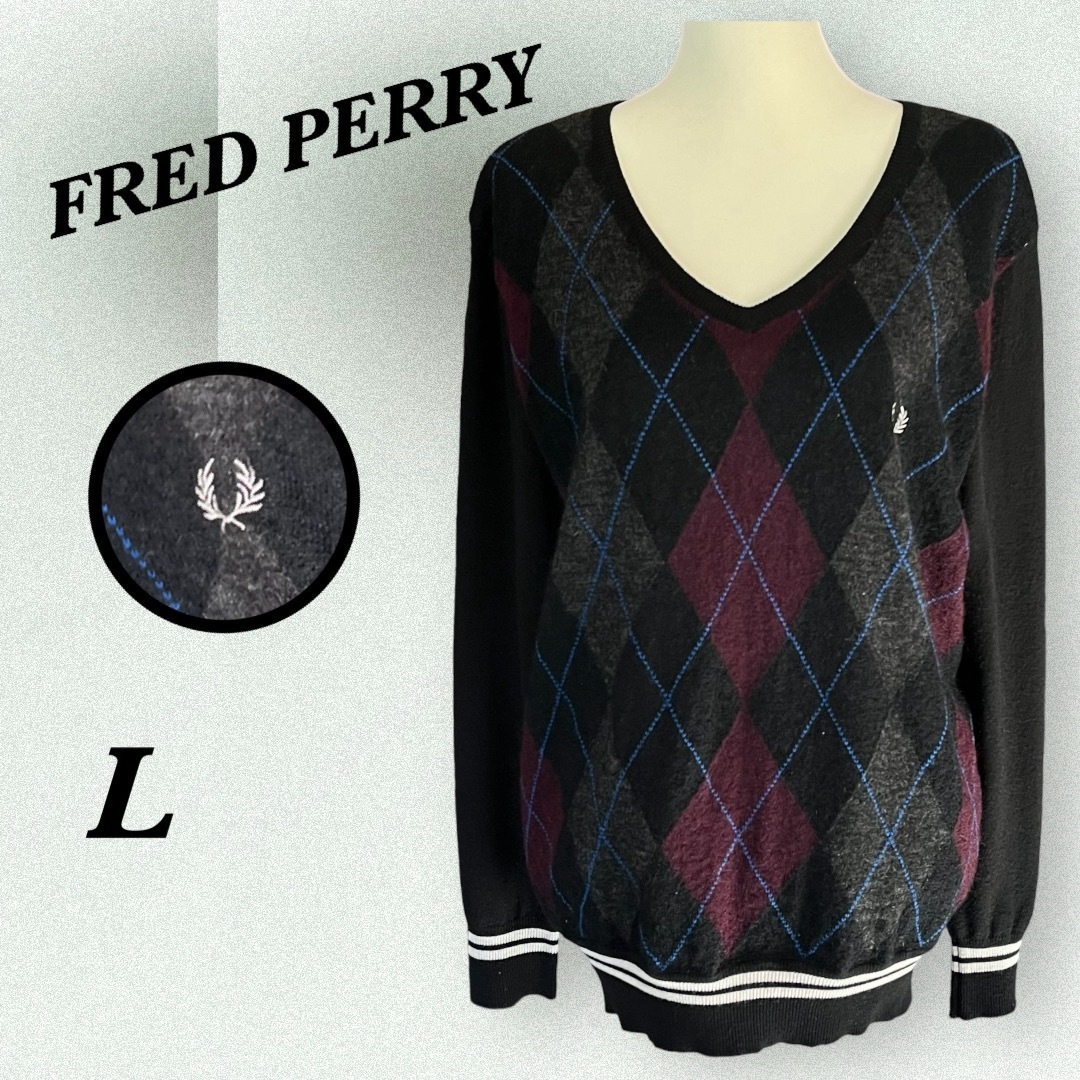 FredPerry【美品】FredPerry フレッドペリー Vネック ロゴ ニット 薄手