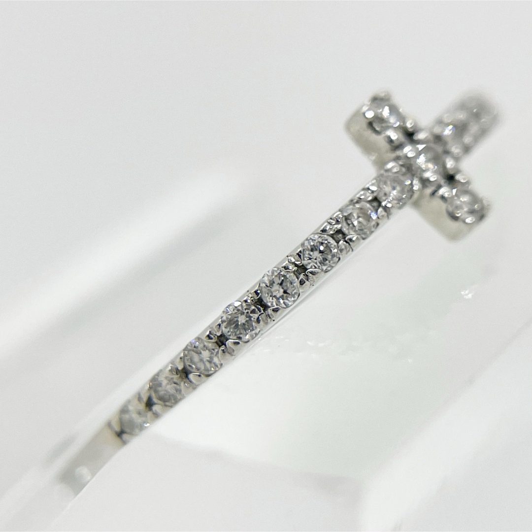 [新品同様]プラチナPt900天然ダイヤモンドリング 指輪日本製クロスデザイン レディースのアクセサリー(リング(指輪))の商品写真