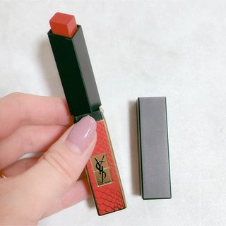 イヴサンローランボーテ(Yves Saint Laurent Beaute)のルージュピュールクチュールザスリムNo.120 テイク マイ レッドアウェイ(口紅)