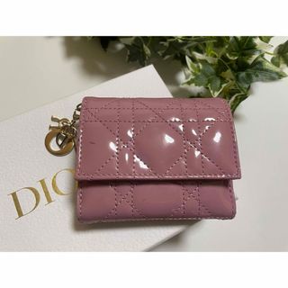 クリスチャンディオール(Christian Dior)の★美品　LADY DIOR ロータスウォレット カナージュ　パテントカーフ(財布)