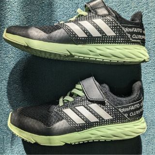 アディダス(adidas)のアディダススニーカー　20.5センチ(スニーカー)