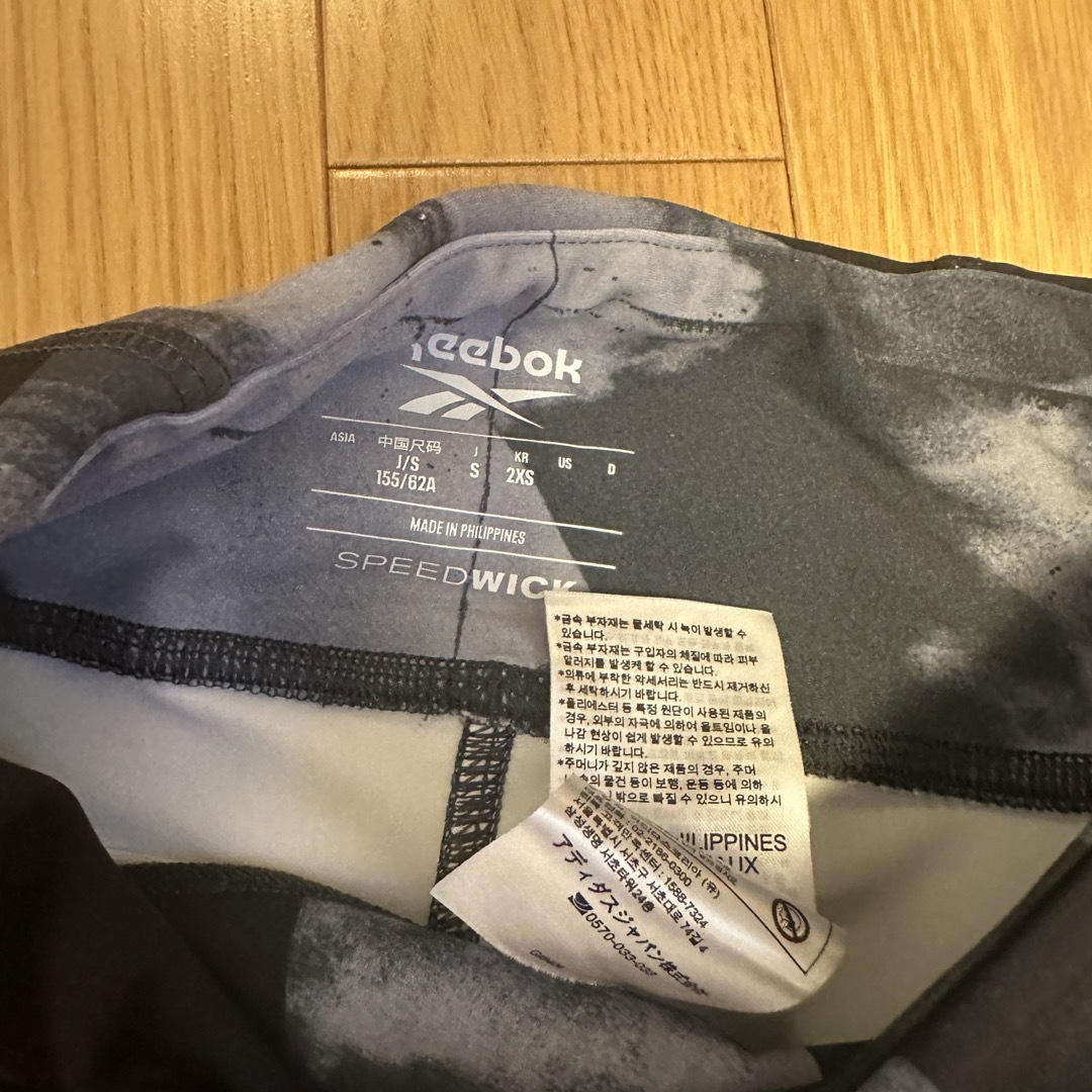 Reebok(リーボック)のReebok ラックス ボールド プリンティッド レギンス レディースのレッグウェア(レギンス/スパッツ)の商品写真