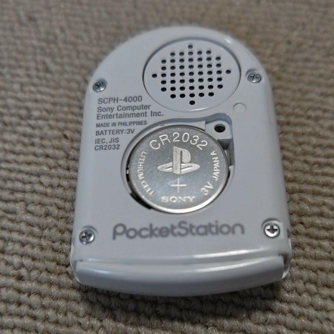 PlayStation(プレイステーション)の【美品】 SONY ソニー PocketStation SCPH-4000 エンタメ/ホビーのゲームソフト/ゲーム機本体(その他)の商品写真