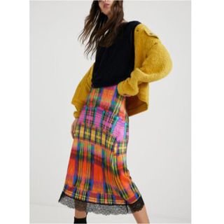 デシグアル(DESIGUAL)の新品✨タグ付き♪デシグアル　定価17,900円　スカート   大幅お値下げ‼️(ロングスカート)