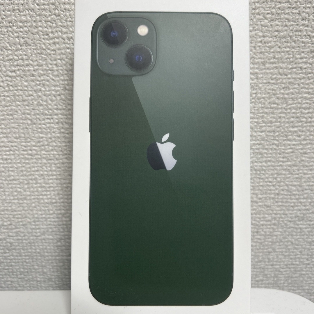 iPhone(アイフォーン)のiPhone13 Green スマホ/家電/カメラのスマートフォン/携帯電話(スマートフォン本体)の商品写真