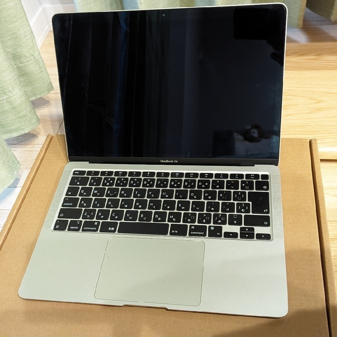 Mac (Apple)(マック)のM1 MacBook Air 2020 8GB/256GB 13.3インチ スマホ/家電/カメラのPC/タブレット(ノートPC)の商品写真