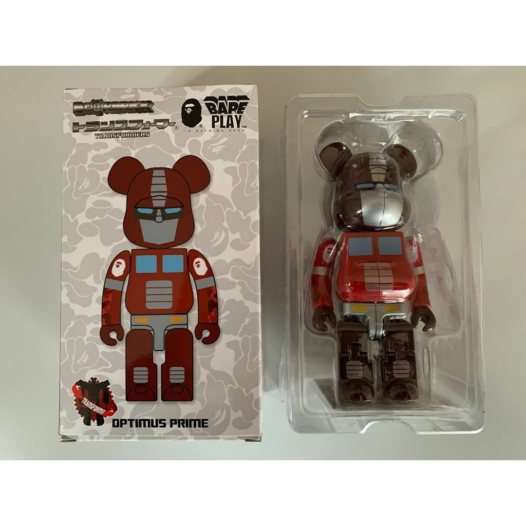 A BATHING APE(アベイシングエイプ)のBEARBRICK × TRANSFORMERS OPTIMUS BAPE エンタメ/ホビーのおもちゃ/ぬいぐるみ(キャラクターグッズ)の商品写真