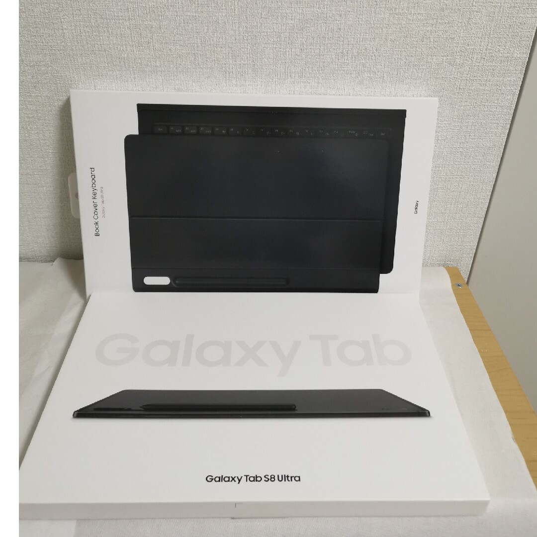 美品！国内版Galaxy tab s8＋と純正キーボードカバーセット