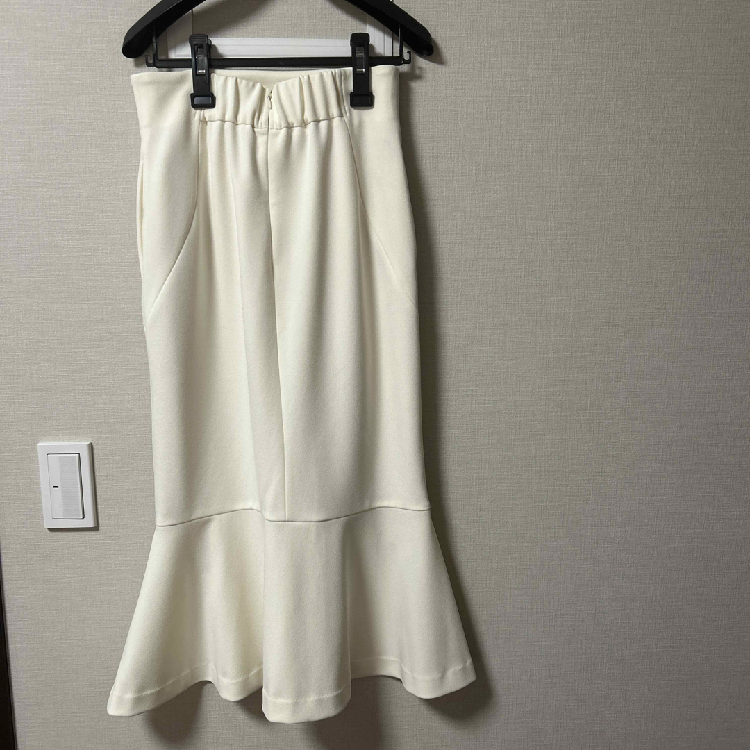tiara(ティアラ)のTIARA  ロングスカート レディースのスカート(ロングスカート)の商品写真
