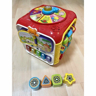 トイザラス(トイザらス)のVTechハイリンガル知育がいっぱい！おしゃべりキューブ(知育玩具)