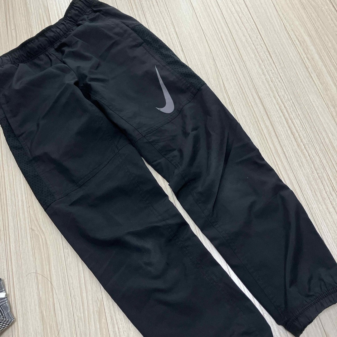 NIKE(ナイキ)のNIKE 140cm キッズ/ベビー/マタニティのキッズ服男の子用(90cm~)(パンツ/スパッツ)の商品写真