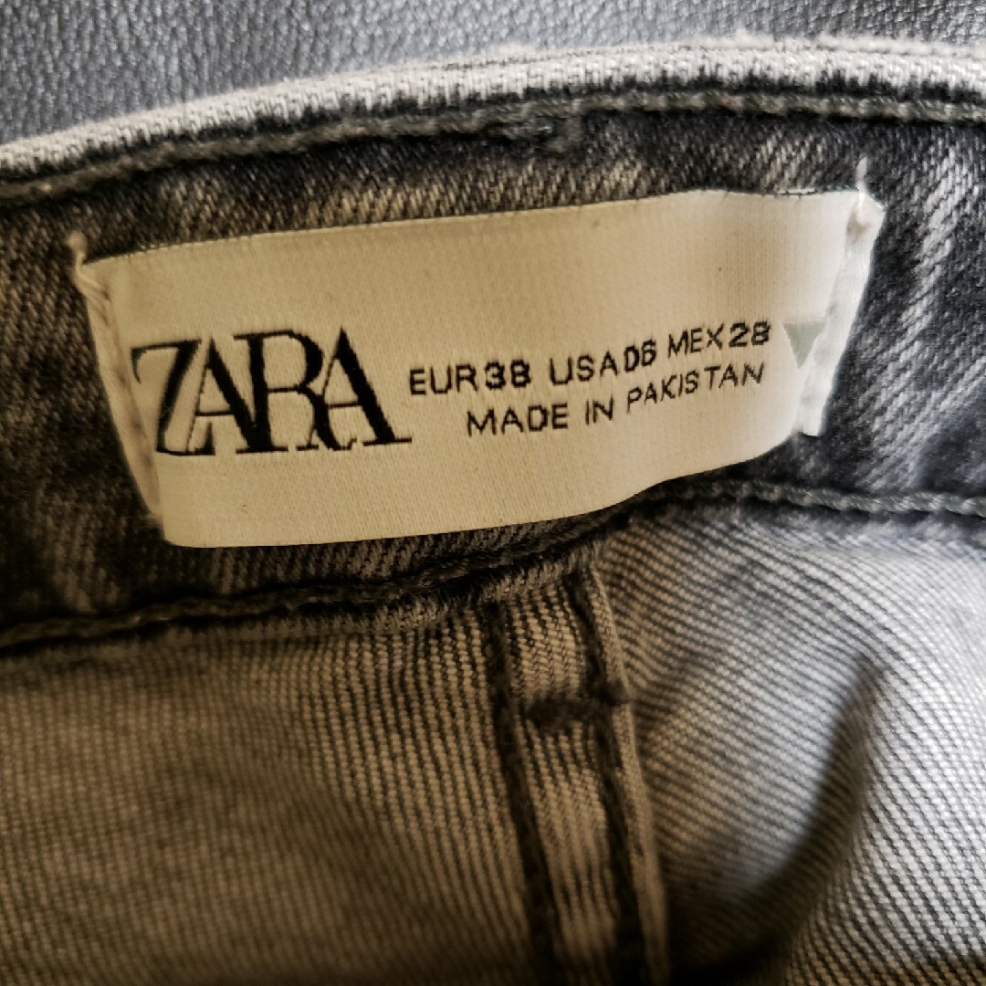 ZARA(ザラ)のZARA　デニムパンツ レディースのパンツ(デニム/ジーンズ)の商品写真