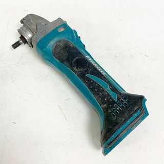 マキタ(Makita)の♭♭MAKITA マキタ 100ｍｍ　充電式ディスクグラインダー　本体のみ　使用感あり GA400D 14.4V(その他)