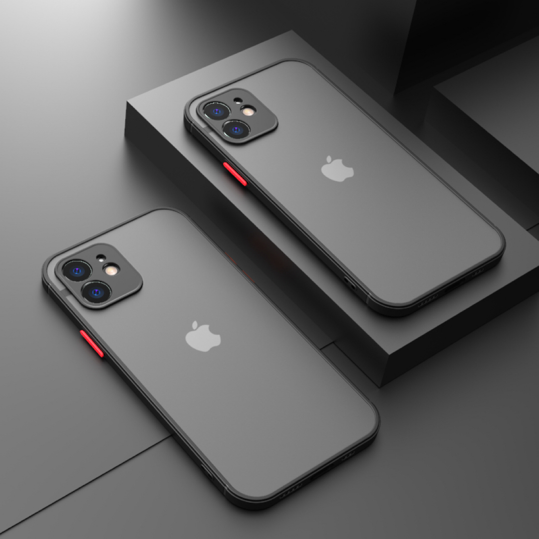 新品 iPhone12 ケース 半透明 マット加工 耐衝撃 スマホ/家電/カメラのスマホアクセサリー(iPhoneケース)の商品写真