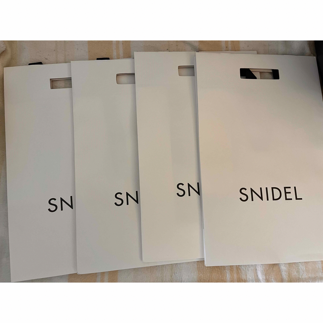 SNIDEL(スナイデル)のsnidel紙袋 レディースのバッグ(ショップ袋)の商品写真