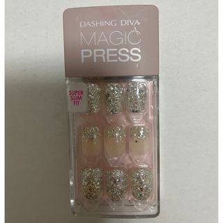 ダッシングディバ(DASHING DIVA)のダッシングディバ　マジックプレス　ネイル　つけ爪　ラメ　ホロ　シルバー　キラキラ(つけ爪/ネイルチップ)