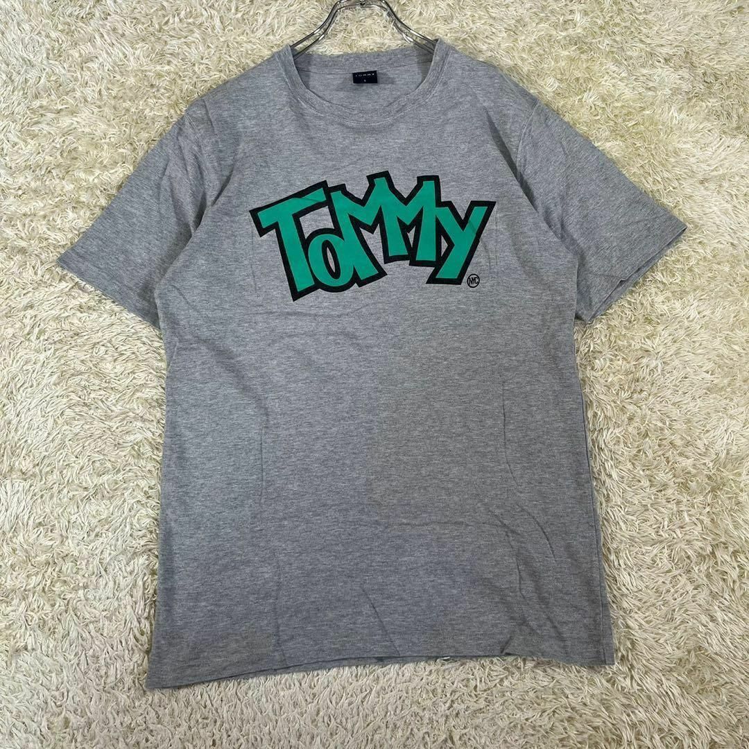 TOMMY(トミー)のTOMMY トミー (L) ロゴプリント Tシャツ グレー 半袖 メンズ メンズのトップス(Tシャツ/カットソー(半袖/袖なし))の商品写真