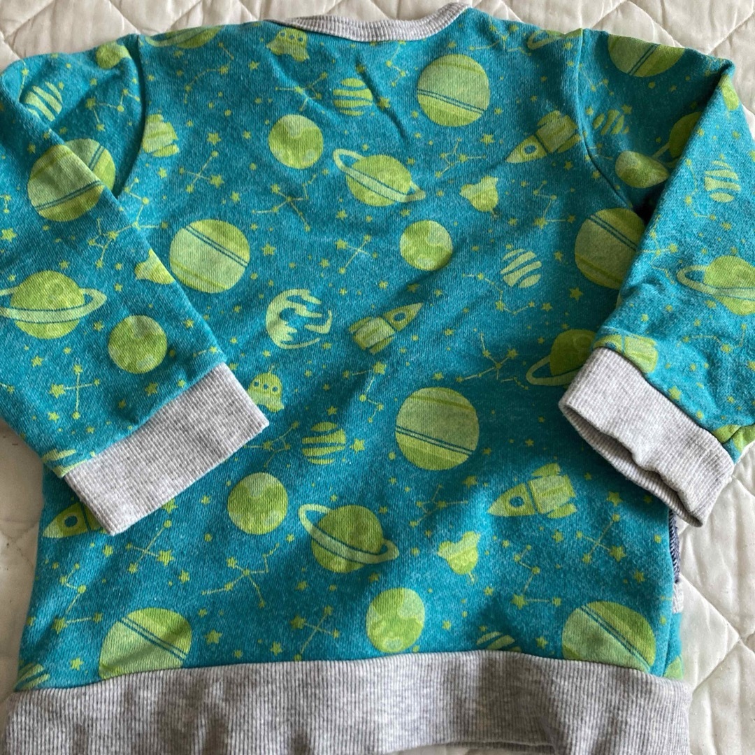 キムラタン(キムラタン)のトレーナー　宇宙　95 キッズ/ベビー/マタニティのキッズ服男の子用(90cm~)(Tシャツ/カットソー)の商品写真