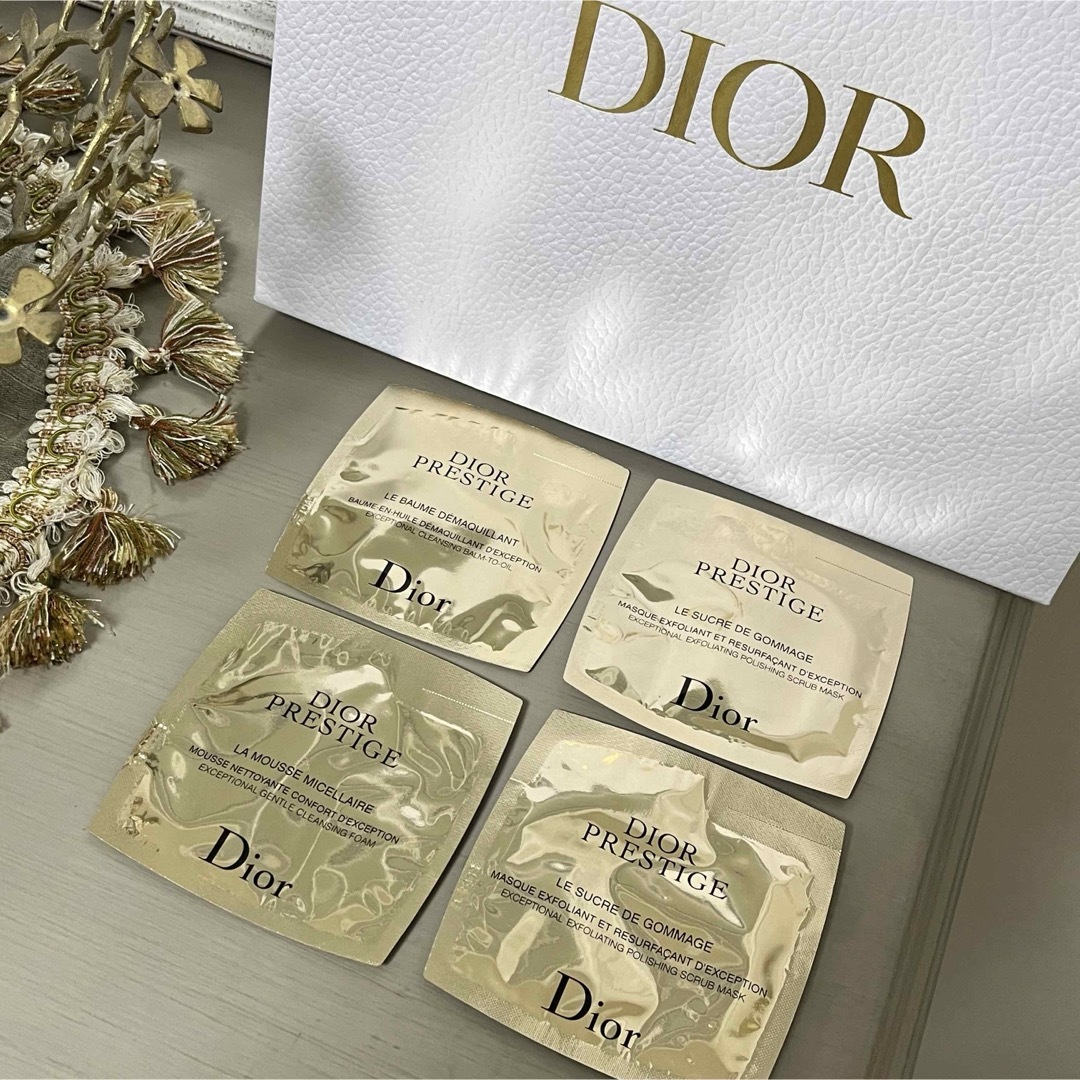 Christian Dior(クリスチャンディオール)のDIOR プレステージ　サンプル　洗顔　洗顔料　メイク落とし　クレンジング コスメ/美容のスキンケア/基礎化粧品(洗顔料)の商品写真