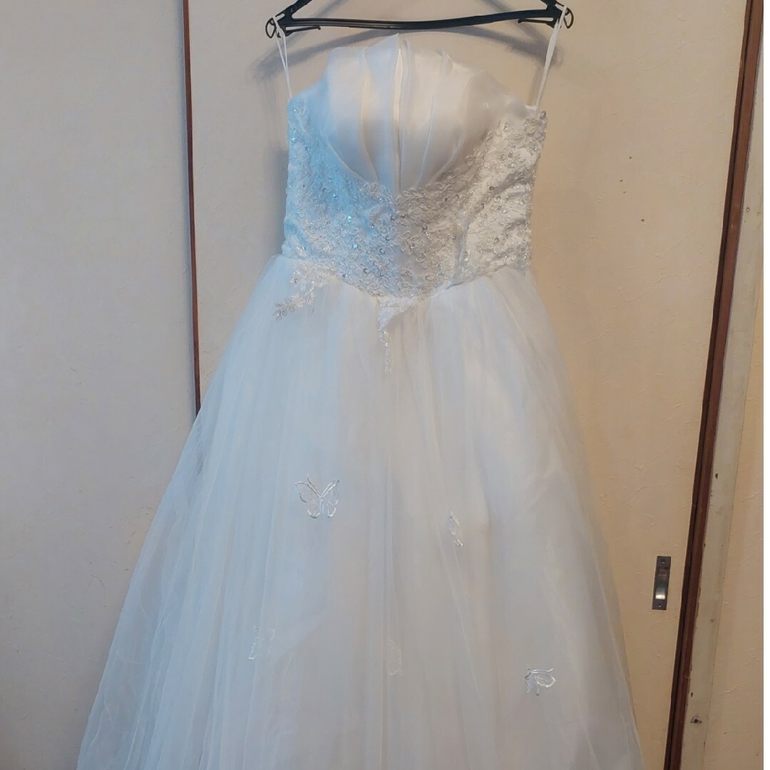 ウェディングドレス白 レディースのフォーマル/ドレス(ウェディングドレス)の商品写真
