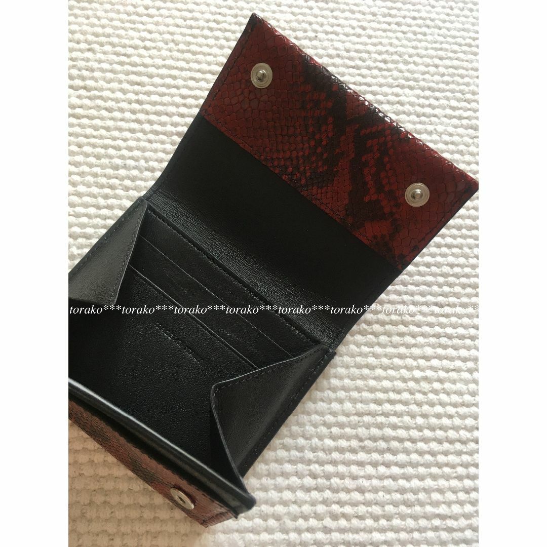 MARNI - 【新品タグ付き】MARNI マルニ 赤 パイソン ウォレット MARNI - 【新品タグ付き】MARNI マルニ 赤 パイソン ウォレット