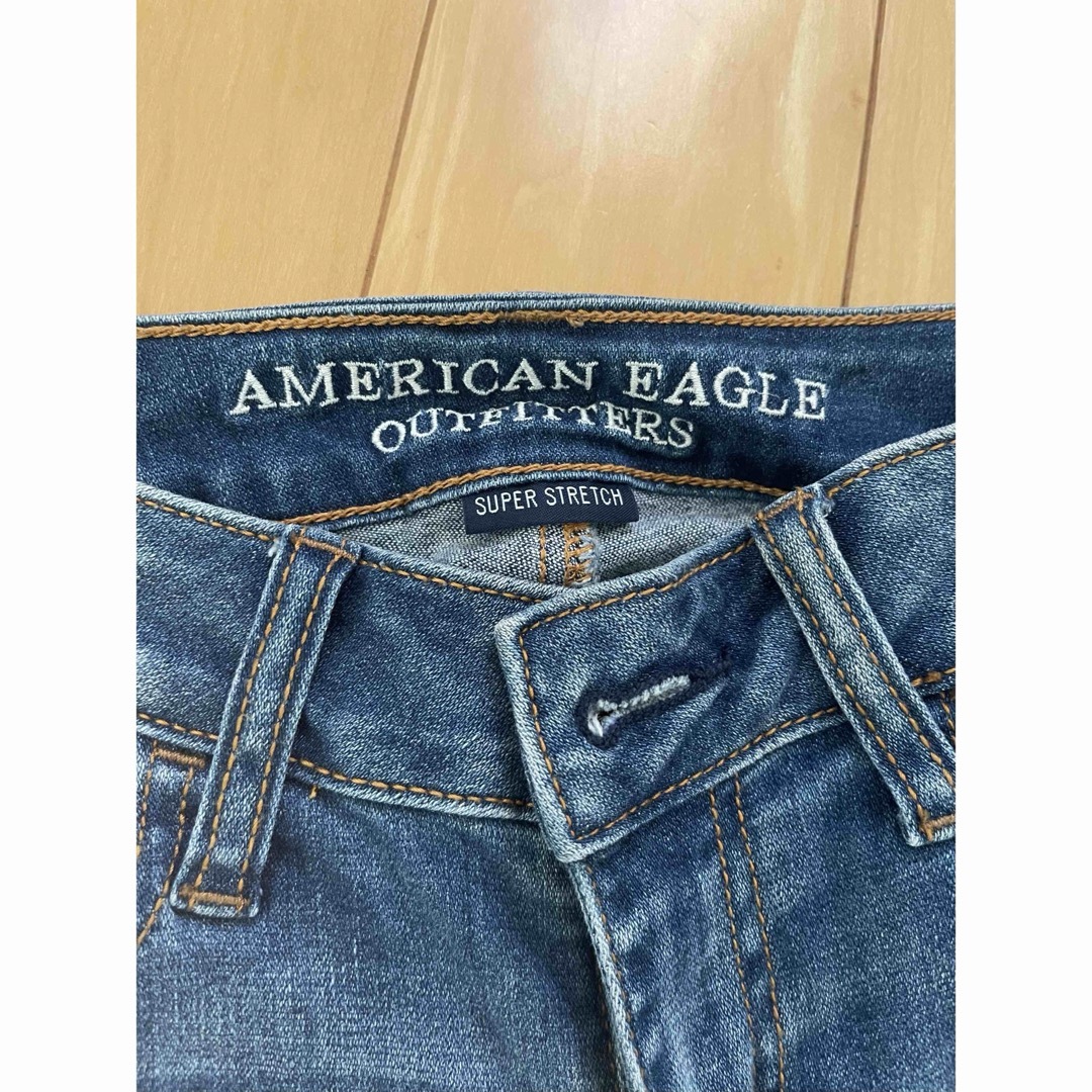 American Eagle(アメリカンイーグル)のアメリカンイーグルスキニーデニム00ショート レディースのパンツ(デニム/ジーンズ)の商品写真