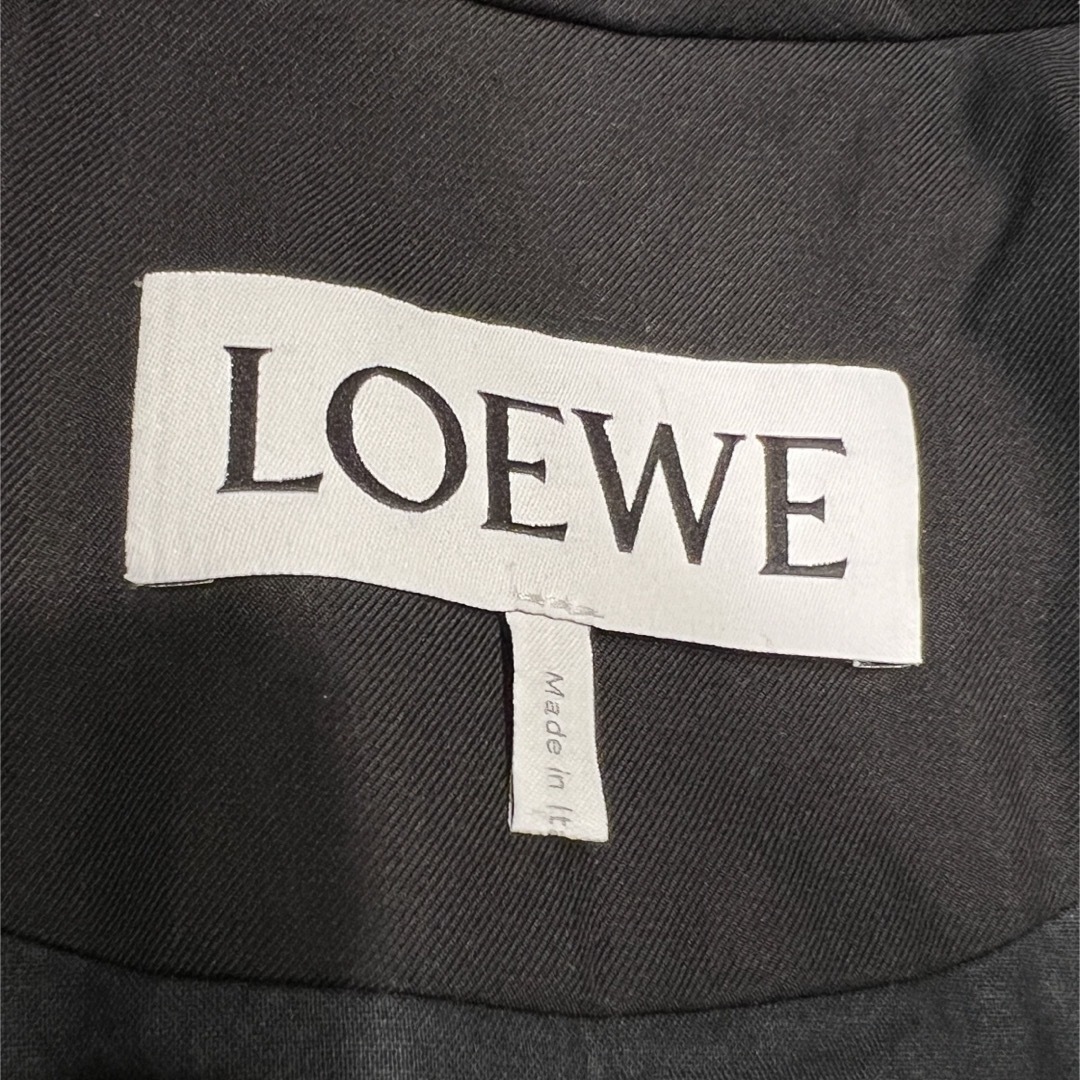 LOEWE(ロエベ)のお値下げ　LOEWE ロエベ　トレンチコート レディースのジャケット/アウター(トレンチコート)の商品写真