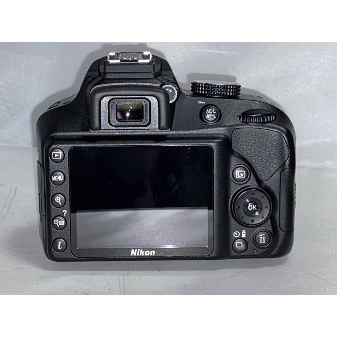 Nikon(ニコン)の【大人気!!】Nikon D3400 18-55mm VR レンズキット スマホ/家電/カメラのカメラ(デジタル一眼)の商品写真