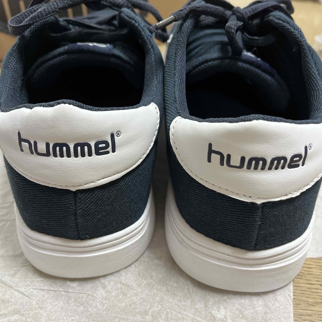 hummel(ヒュンメル)のヒュンメル  hummel スニーカー　新品軽量　　28センチ　ネイビー メンズの靴/シューズ(スニーカー)の商品写真