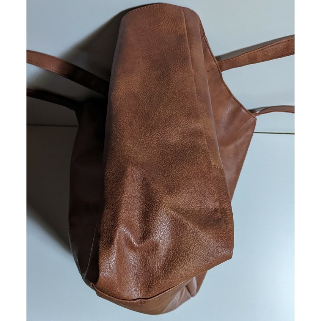 しまむら(シマムラ)の新品 未使用 しまむら フェイクレザー ビッグトートバッグ ブラウン レディースのバッグ(トートバッグ)の商品写真