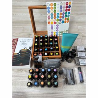 ドテラ(doTERRA)のドテラ　まとめセット　エッセンシャルオイル　美品　木箱(エッセンシャルオイル（精油）)