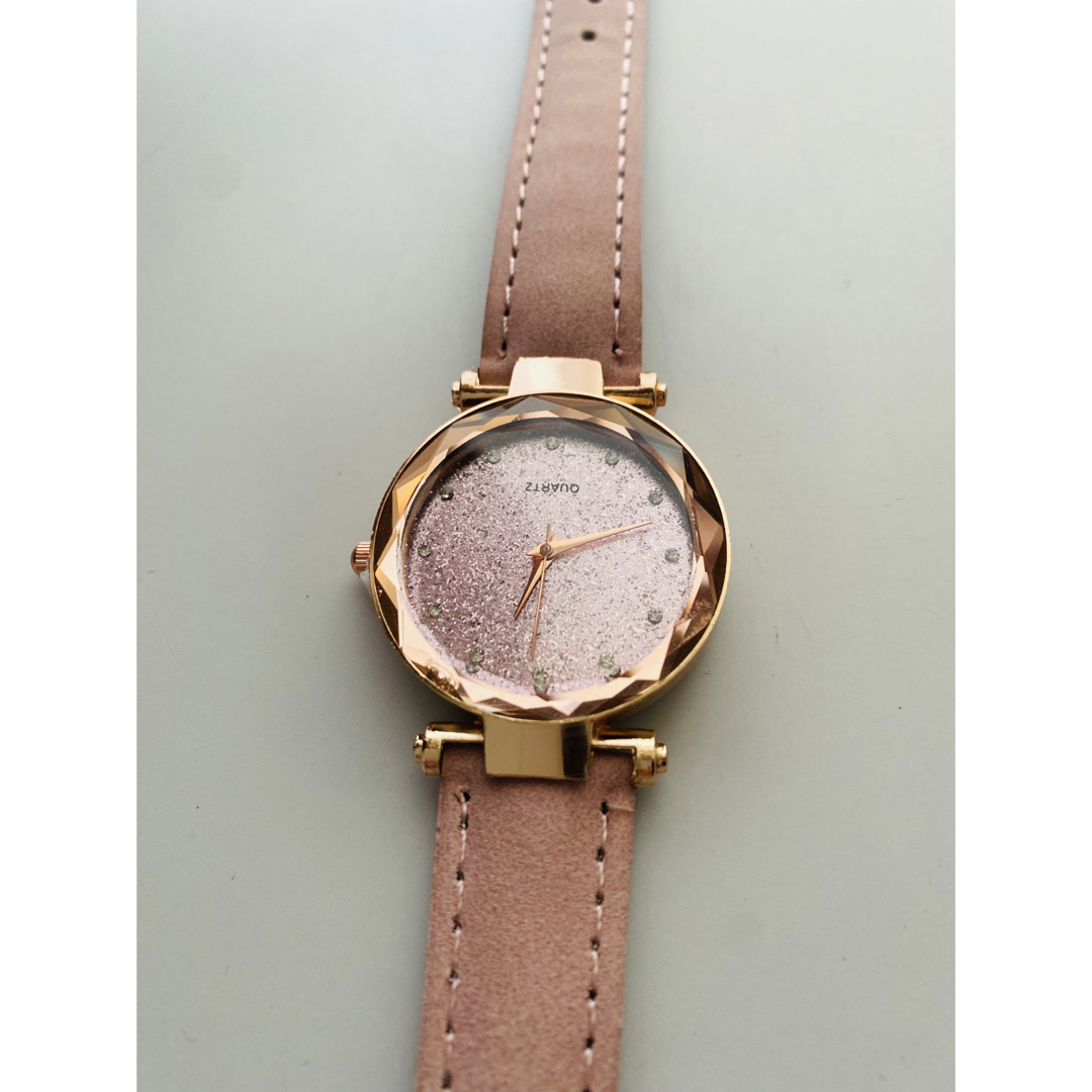 ご購入後翌日発送！！かわいい！春夏におすすめ！！華やかなレディースアナログ腕時計 レディースのファッション小物(腕時計)の商品写真