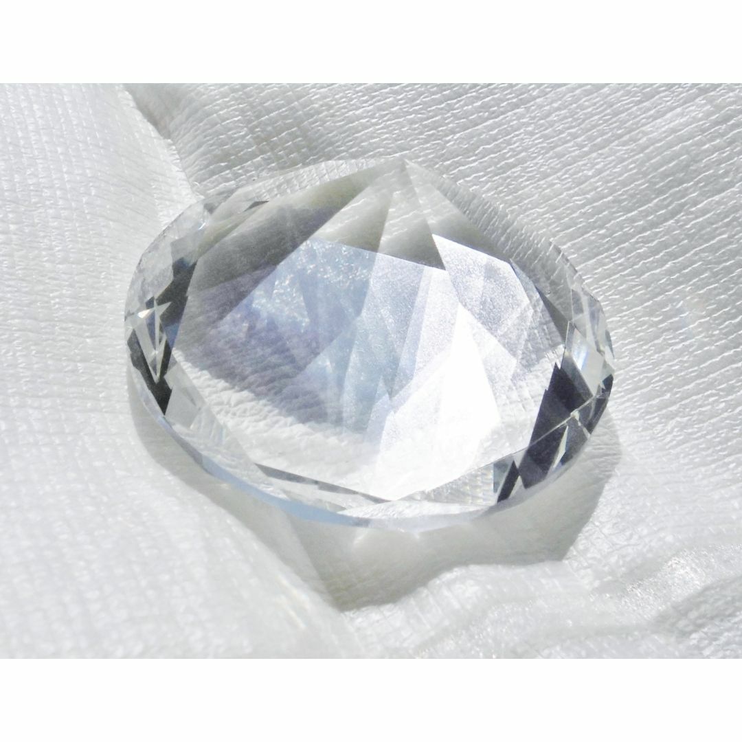 💙大型水晶260g🤍ダイヤモンドカット💛quartz💚無色透明💦未使用 レディースのアクセサリー(その他)の商品写真