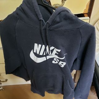 ナイキ(NIKE)のNIKE ナイキ parker パーカー Mサイズ black ブラック ウェア(パーカー)