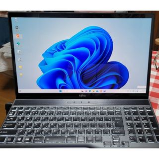 フジツウ(富士通)のFUJITSU FMV−LIFEBOOK AH FMVAXD3B 有機EL(ノートPC)