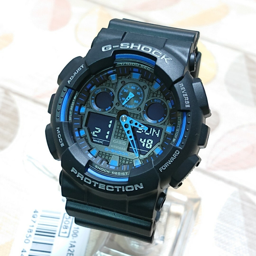 未使用品【CASIO/G-SHOCK】デジアナ メンズ腕時計GA-100-1A2